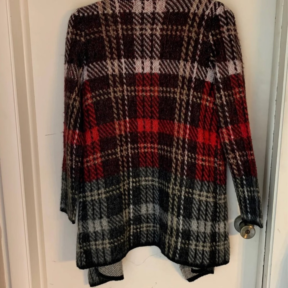 Absolutely Famous Cardigan - Picture 2 of 3
